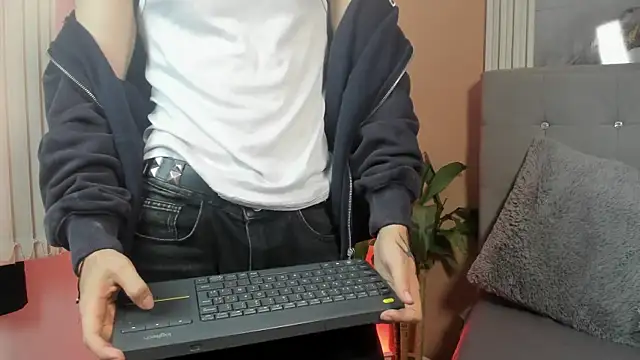 eren jeager online show from 04.08.26