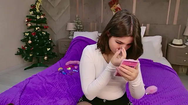 Wendy Finch online show from 01.13.26