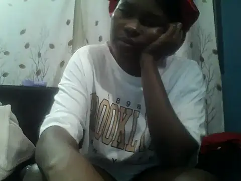 Snapshot of VirginPrincess06 chatting on 02.13.26 VirginPrincess06 online show from 02.13.26