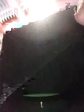 Snapshot of Paola-Lond chatting on 11.22.25 Paola-Lond online show from 11.22.25