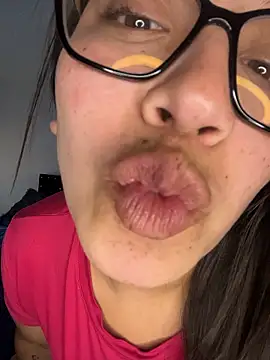 LyaRose online show from 01.18.26