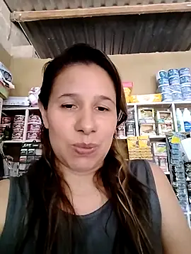 Snapshot of MIA-LARIOS chatting on 03.08.26 MIA-LARIOS online show from 03.08.26