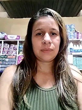 Snapshot of MIA-LARIOS chatting on 03.12.26 MIA-LARIOS online show from 03.12.26