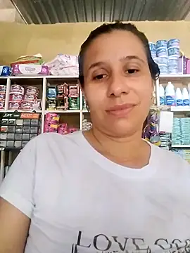 Snapshot of MIA-LARIOS chatting on 03.17.26 MIA-LARIOS online show from 03.17.26