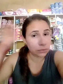 Snapshot of MIA-LARIOS chatting on 03.20.26 MIA-LARIOS online show from 03.20.26