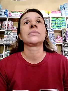 Snapshot of MIA-LARIOS chatting on 04.13.26 MIA-LARIOS online show from 04.13.26