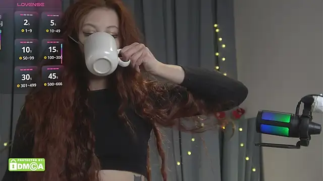 Snapshot of caty_cuddly chatting on 01.06.26 caty cuddly online show from 01.06.26