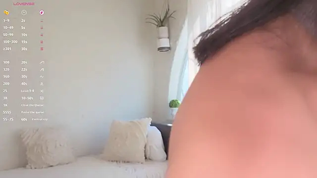 Snapshot of ShyColette chatting on 01.13.26 ShyColette online show from 01.13.26