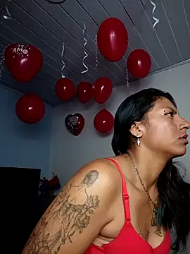 SamathaMay online show from 02.18.26