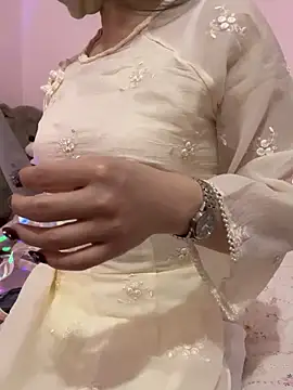 Queen-of-Love online show from 02.20.26