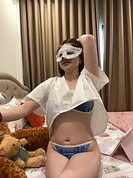 Queen-of-Love online show from 03.06.26