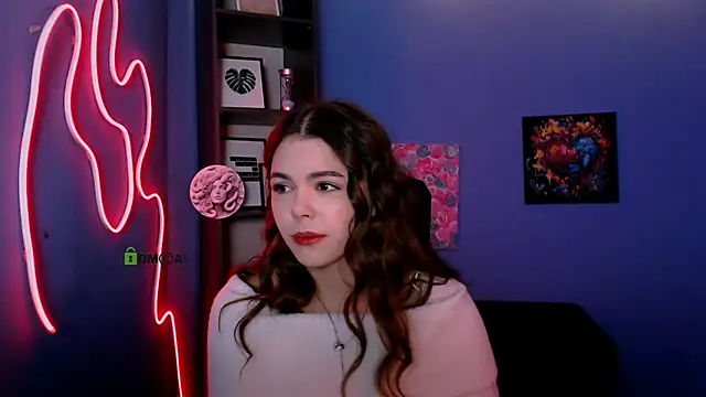 Snapshot of maddycats chatting on 11.22.25 maddycats online show from 11.22.25