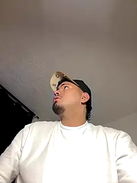 Henry villa23 online show from 12.17.25