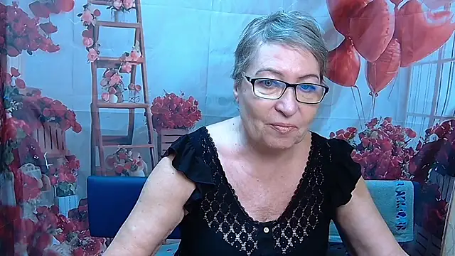 Snapshot of OlgaLuck chatting on 02.26.26 OlgaLuck online show from 02.26.26