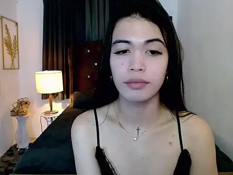 hollyyumiloove online show from 03.02.26