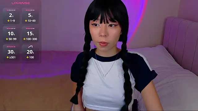 Lina lust  online show from 12.03.25