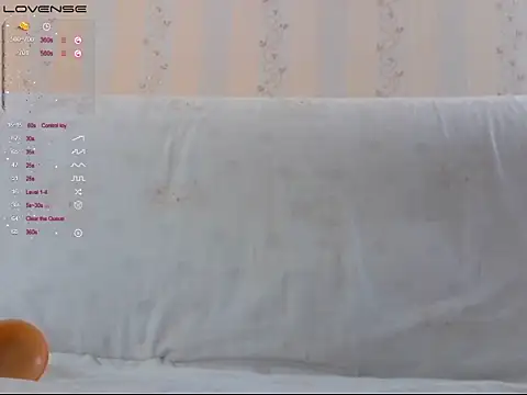 LustfulSarah online show from 09.19.25