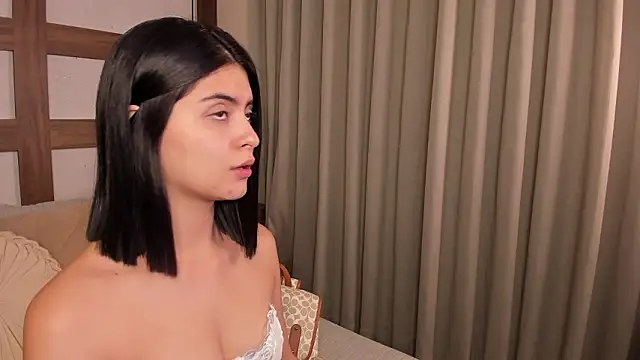 SarhaVega online show from 02.22.26