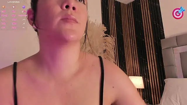 amaia santini online show from 04.08.26