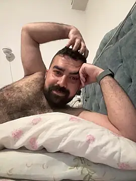 Ali2413 online show from 04.25.26