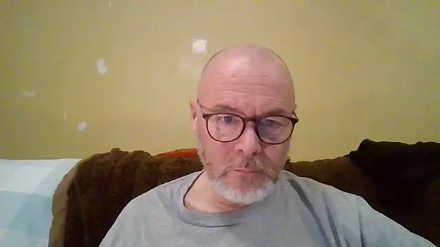 Snapshot of dextahex chatting on 11.24.25 dextahex online show from 11.24.25