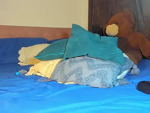 exotis tiahara777 online show from 12.19.25