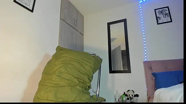 Snapshot of exotis_tiahara777 chatting on 05.01.26 exotis tiahara777 online show from 05.01.26