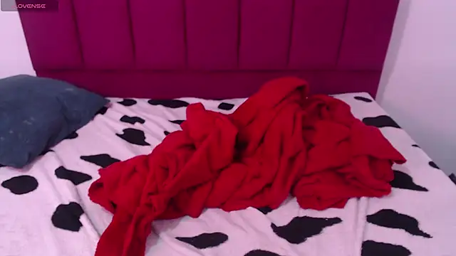 Tinyy Star online show from 12.04.25