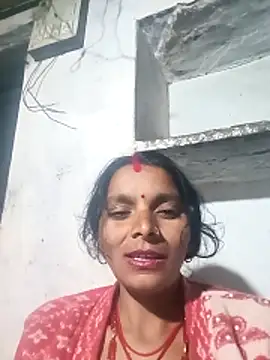 Snapshot of Hot-qwe chatting on 12.02.25 Hot-qwe online show from 12.02.25