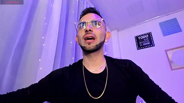 Rayan ortiz online show from 11.28.25