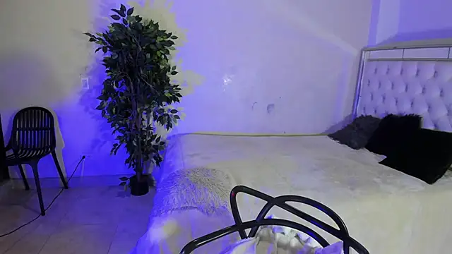 Im Dayros online show from 11.28.25