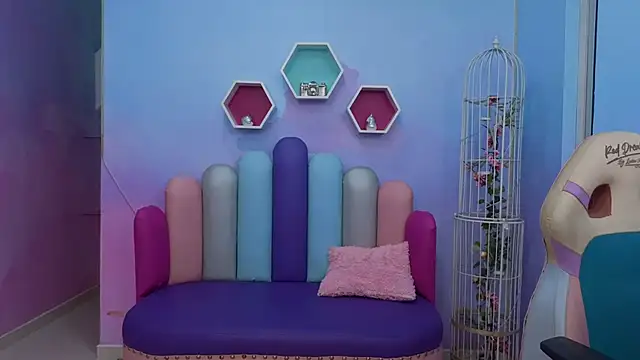 KateSkinny online show from 01.10.26