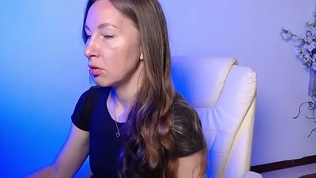 Snapshot of Brandy_Gem chatting on 06.27.26 Brandy Gem online show from 06.27.26