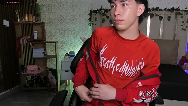 kaelwolf tay online show from 02.12.26