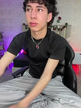 kaelwolf tay online show from 03.31.26