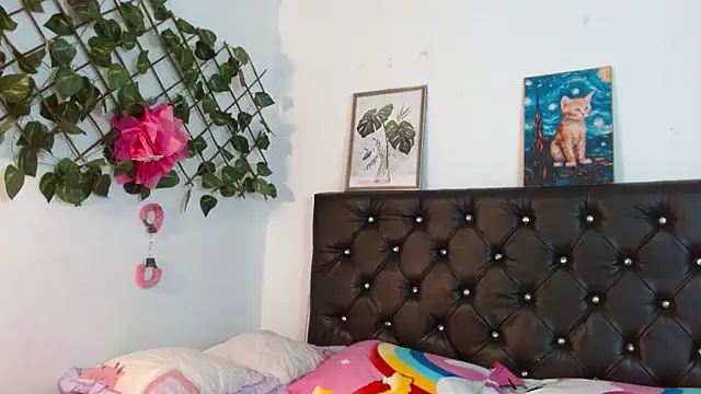 Ameliejoness  online show from 03.04.26