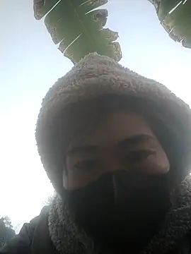 Snapshot of meganmeo chatting on 11.27.25 meganmeo online show from 11.27.25