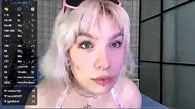 Snapshot of LolaDollyMur chatting on 01.14.26 LolaDollyMur online show from 01.14.26