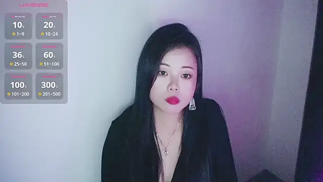 Snapshot of Avahia chatting on 03.16.26 Avahia online show from 03.16.26