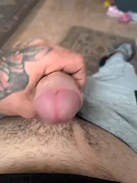 Alexutz21 online show from 04.08.26