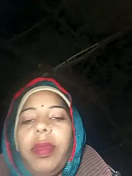 Snapshot of Babita_Gori chatting on 12.20.25 Babita Gori online show from 12.20.25