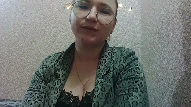 Dark lady99 online show from 12.17.25