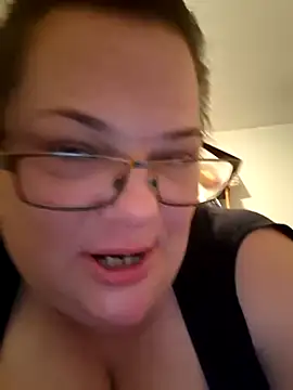 Tasmine online show from 11.24.25