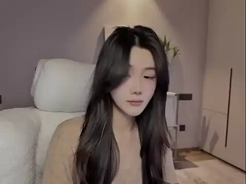 VVianan-ccc online show from 11.24.25