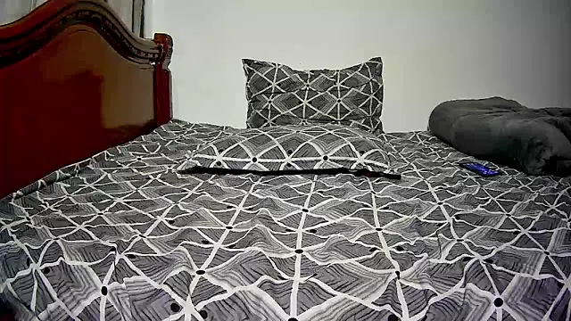 HouseOfHeat online show from 02.06.26