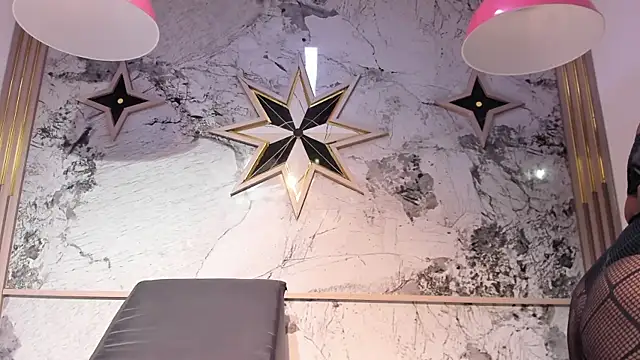 Snapshot of ZoeCollin chatting on 02.12.26 ZoeCollin online show from 02.12.26