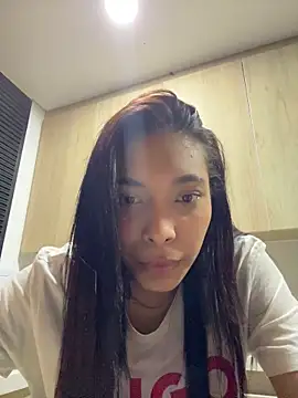 Snapshot of KarolRojas_22 chatting on 06.12.26 KarolRojas 22 online show from 06.12.26