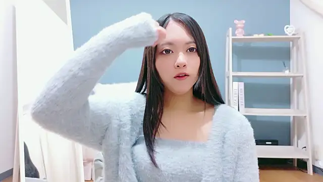 Snapshot of Akari-xp chatting on 12.02.25 Akari-xp online show from 12.02.25