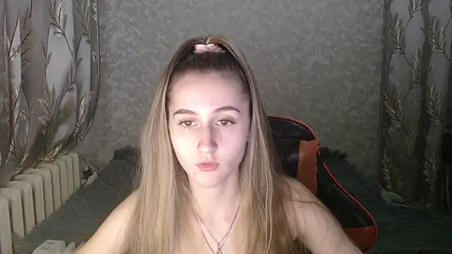 Ave Costly online show from 12.14.25