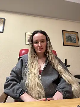 TomilaSi online show from 11.26.25